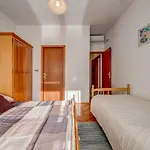 Leon*** Apartment *