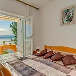Leon*** Apartment