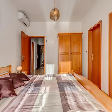 Apartament Leon***