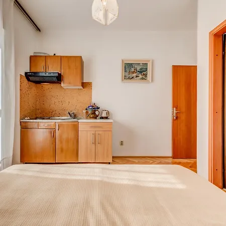 Leon*** Apartament