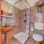 Leon*** Appartement Mimice