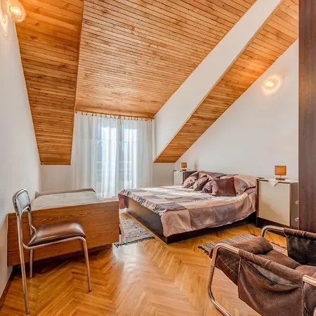 Apartment Leon***