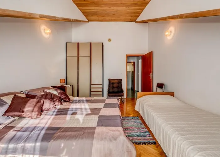 Апартаменты Leon*** Мимице