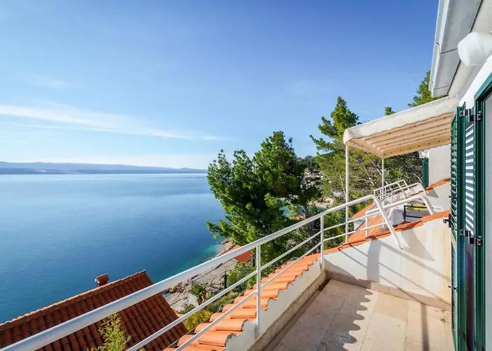 Leon*** Апартаменты *