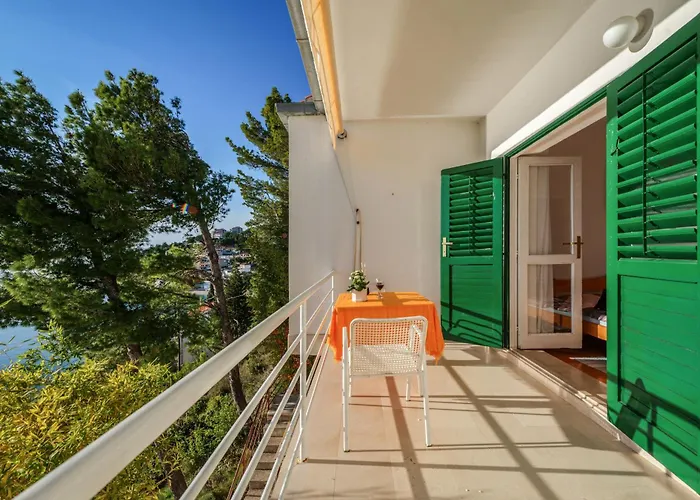 Апартаменты Leon*** Мимице