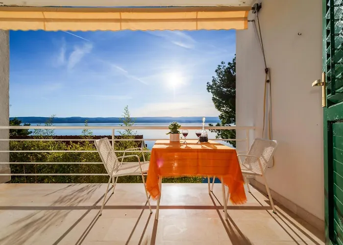 Leon*** Апартаменты *